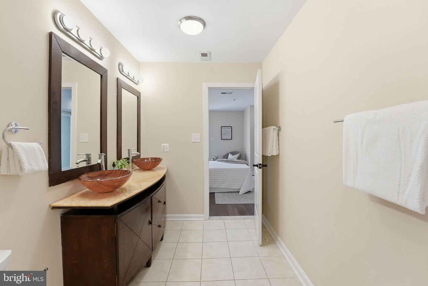 1917 2nd St Ne #301 Property Photo 13