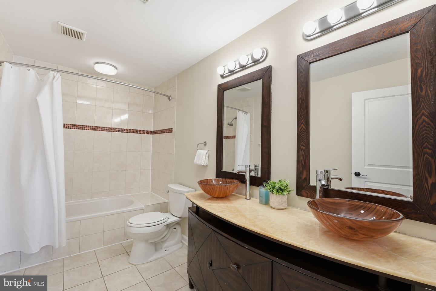1917 2nd St Ne #301 Property Photo 14