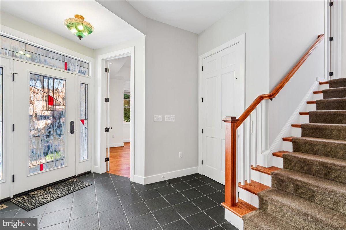 5321 43rd St Nw Property Photo 5