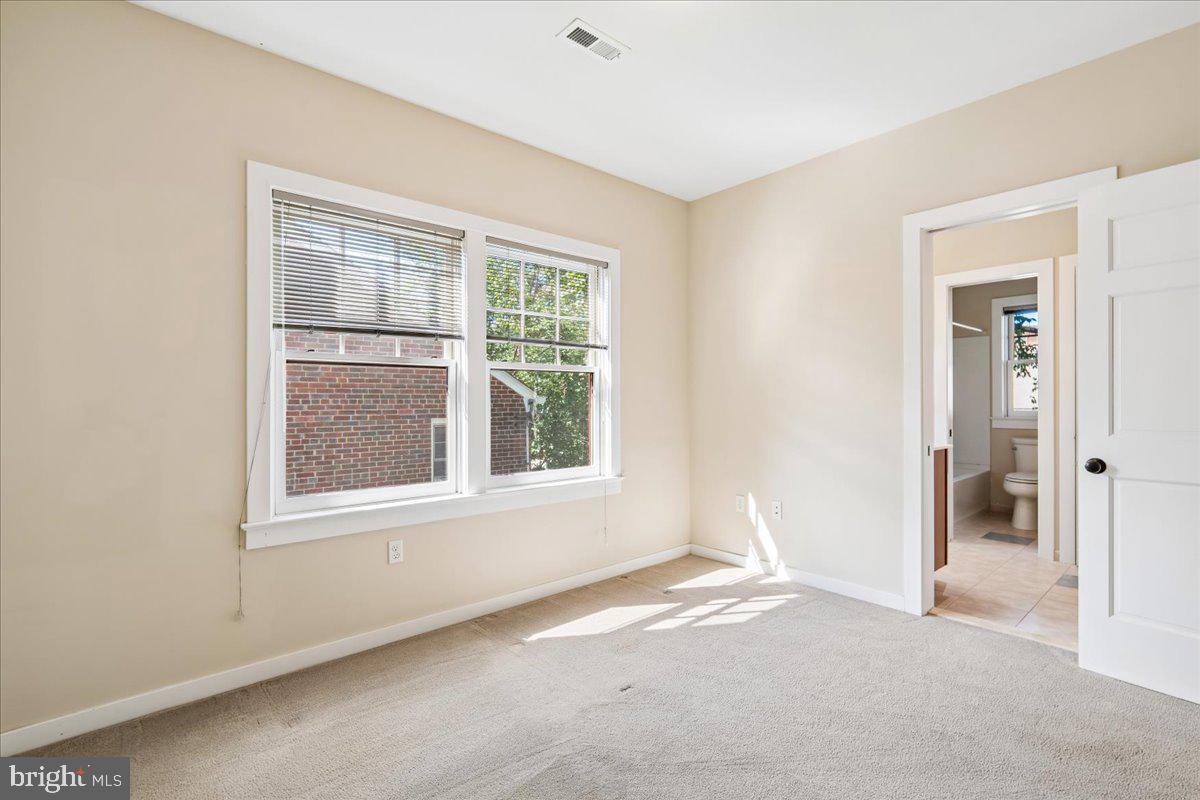 5321 43rd St Nw Property Photo 55
