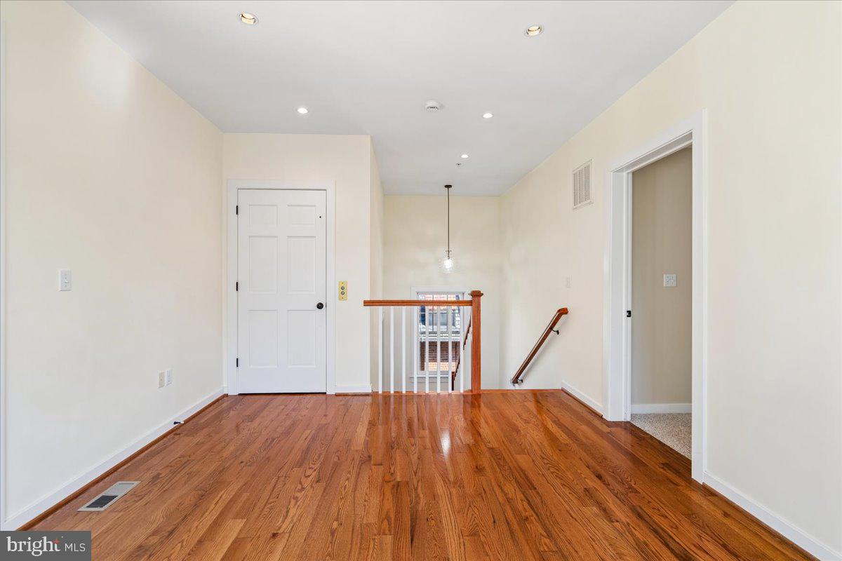 5321 43rd St Nw Property Photo 66