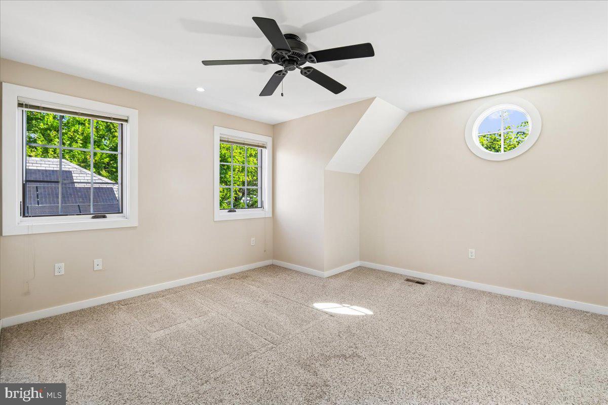 5321 43rd St Nw Property Photo 70