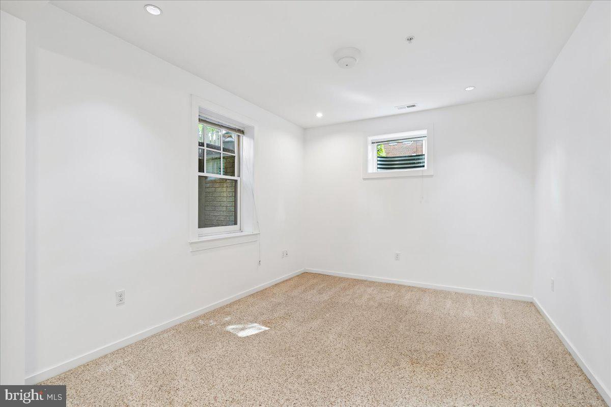 5321 43rd St Nw Property Photo 90