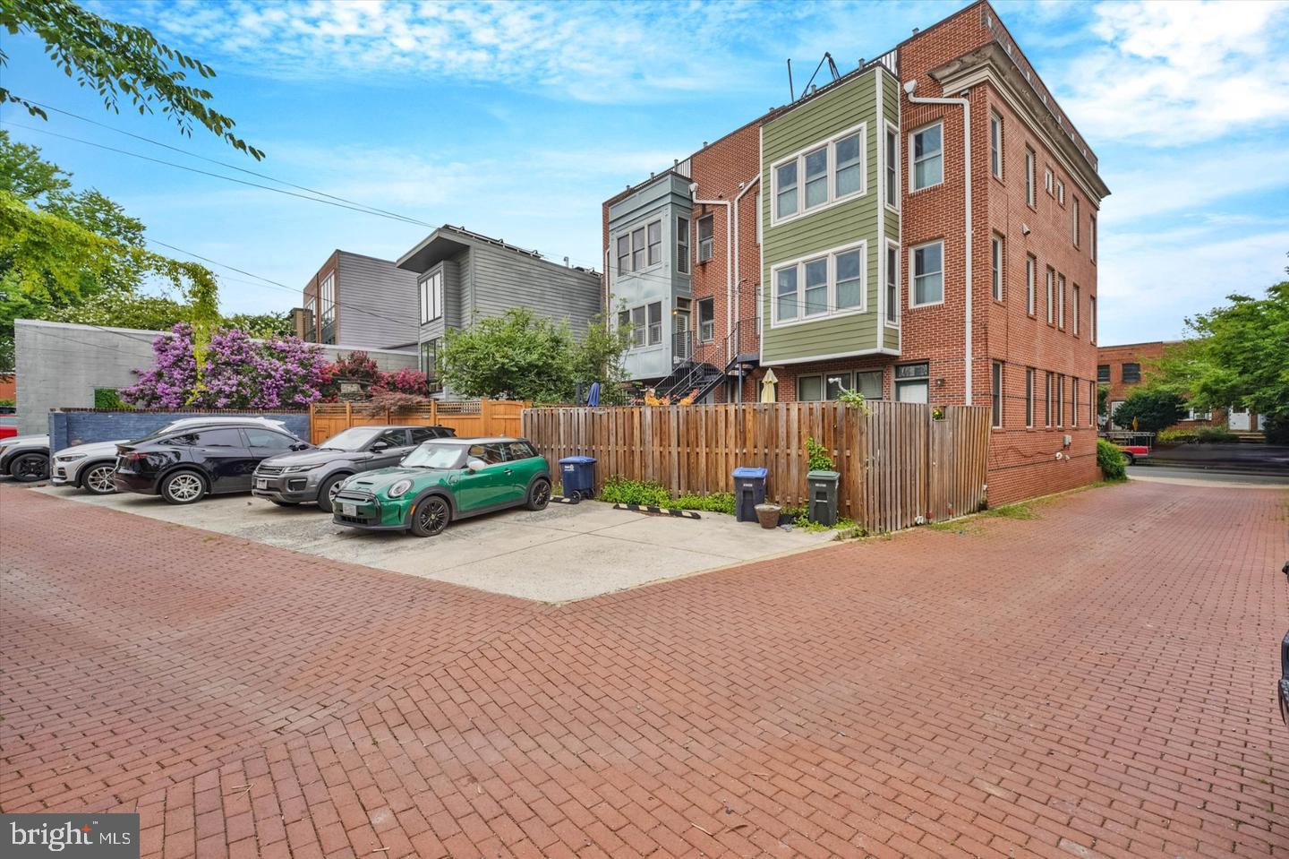 1333 Constitution Ave Ne #b Property Photo 26