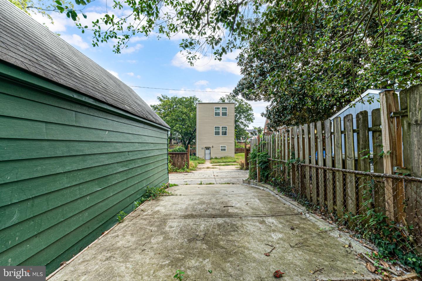 1124 45th Pl Se Property Photo 25
