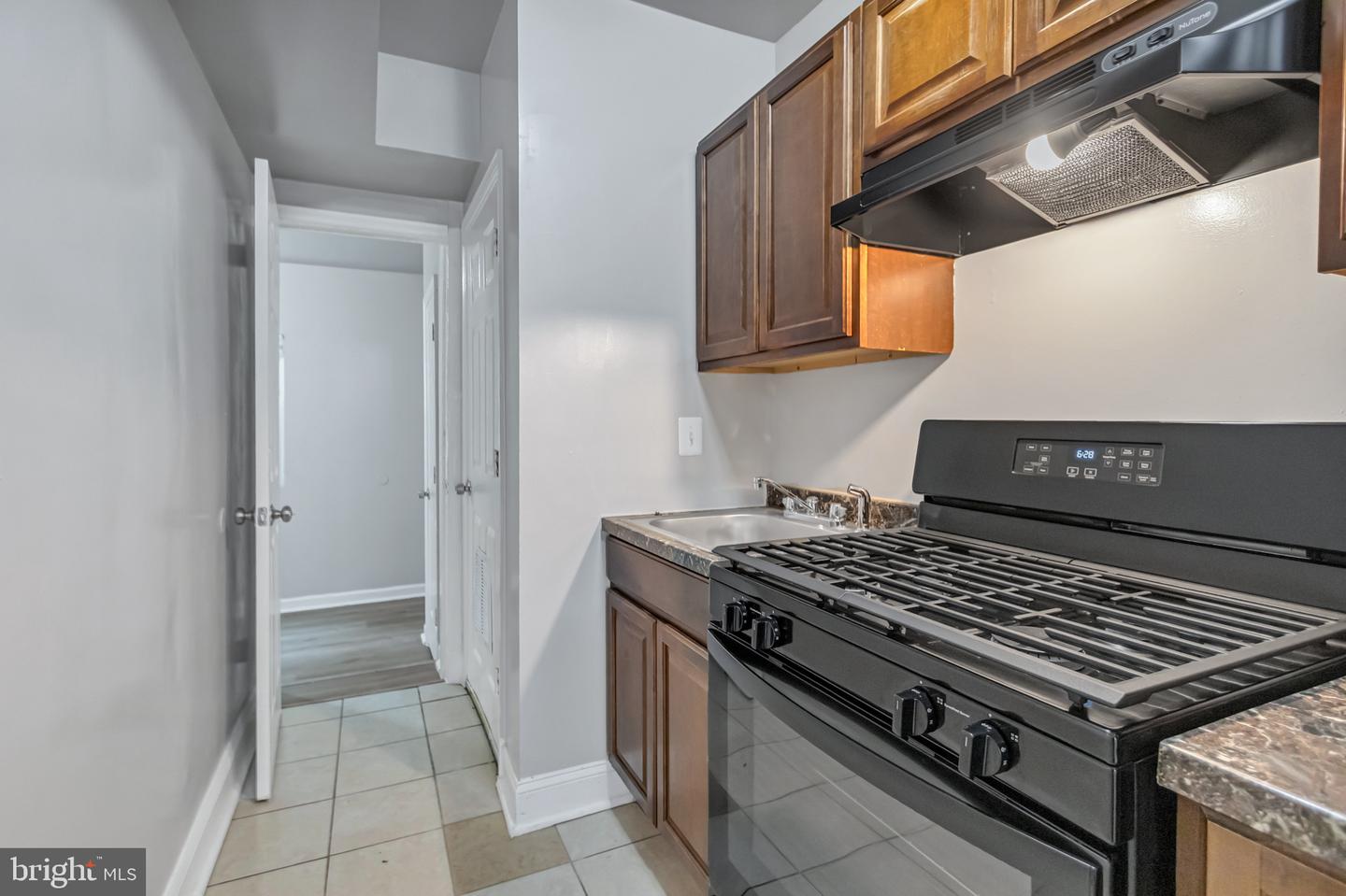 2012 Rosedale St Ne #1 Property Photo 8