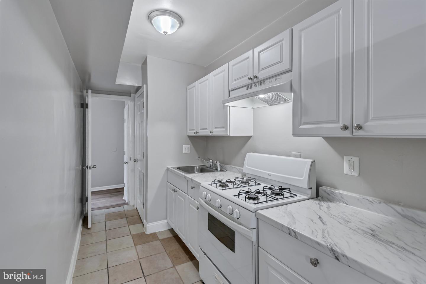2012 Rosedale St Ne #3 Property Photo 7