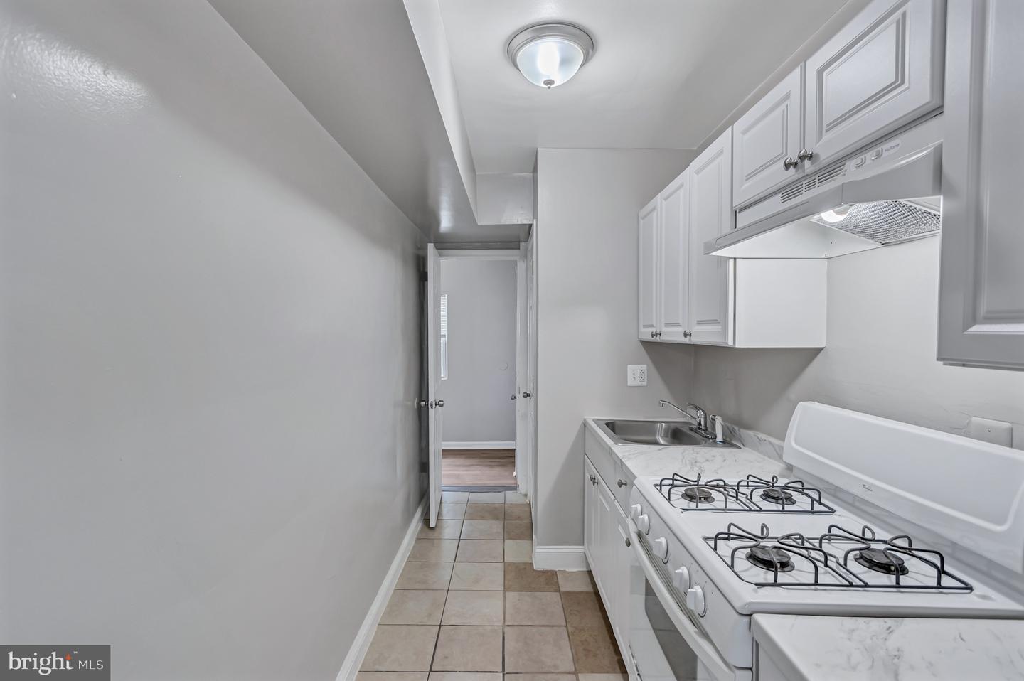 2012 Rosedale St Ne #3 Property Photo 8