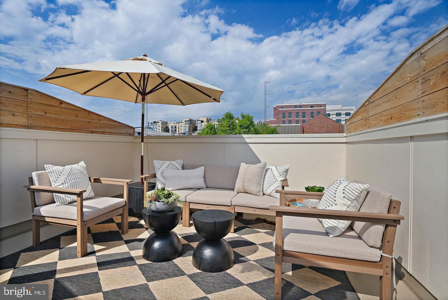 1235 W St Nw #b Property Photo 3