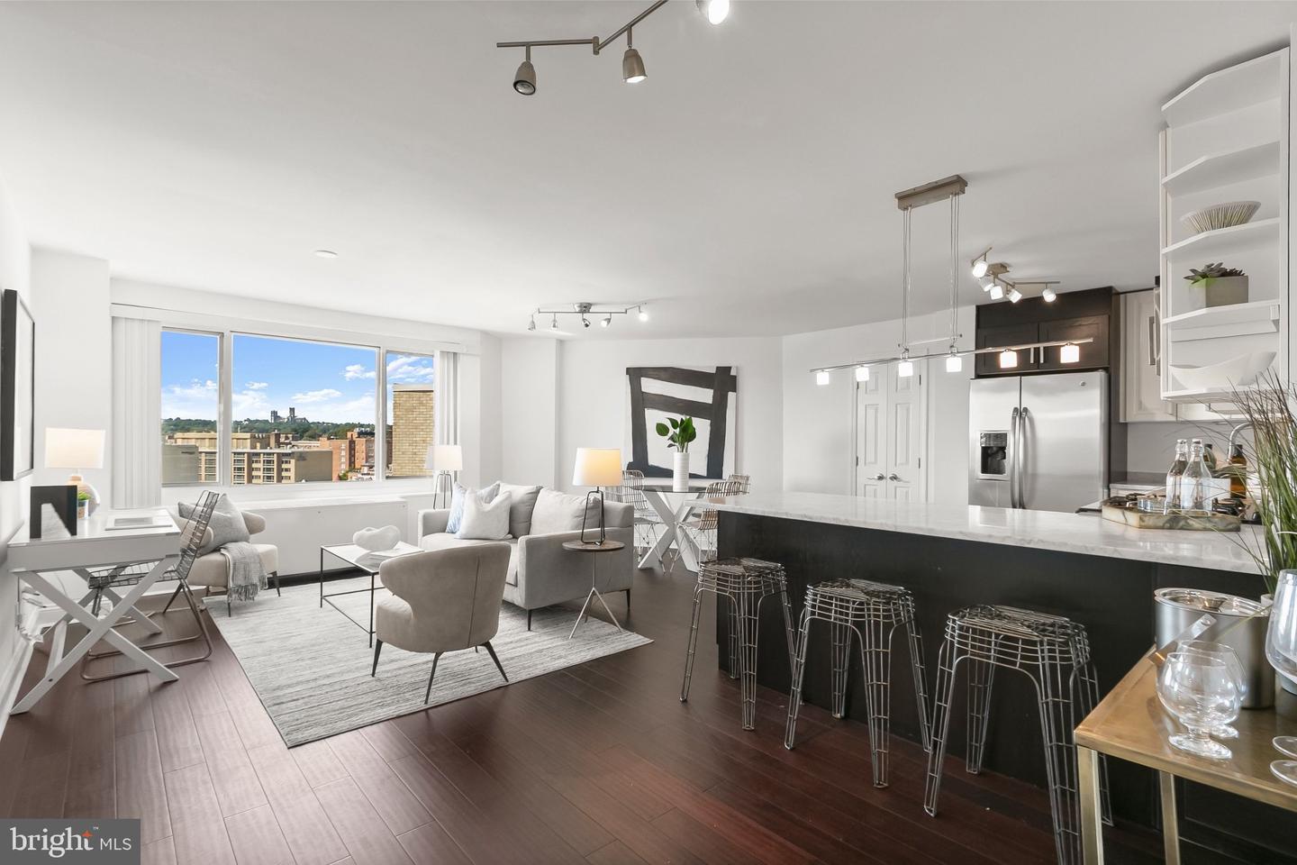 1330 NEW HAMPSHIRE AVE NW #1018 Property Photo 1