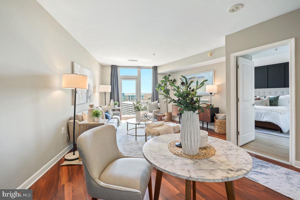 555 Massachusetts Ave Nw #1419 Property Photo 1