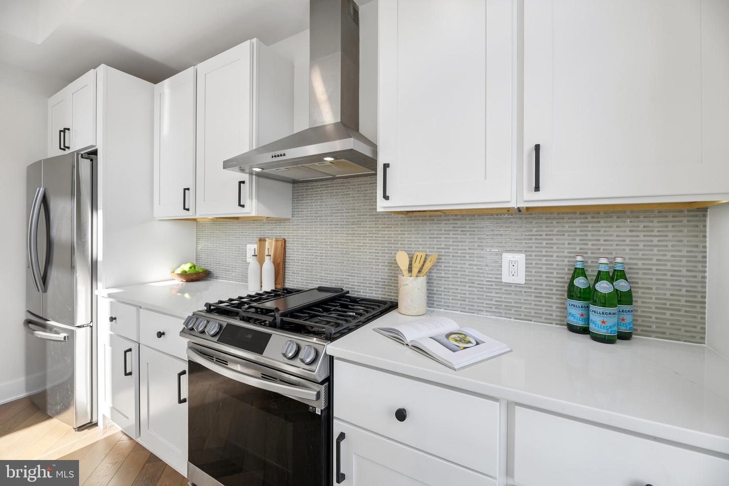 4315 Harrison St Nw #8 Property Photo 12