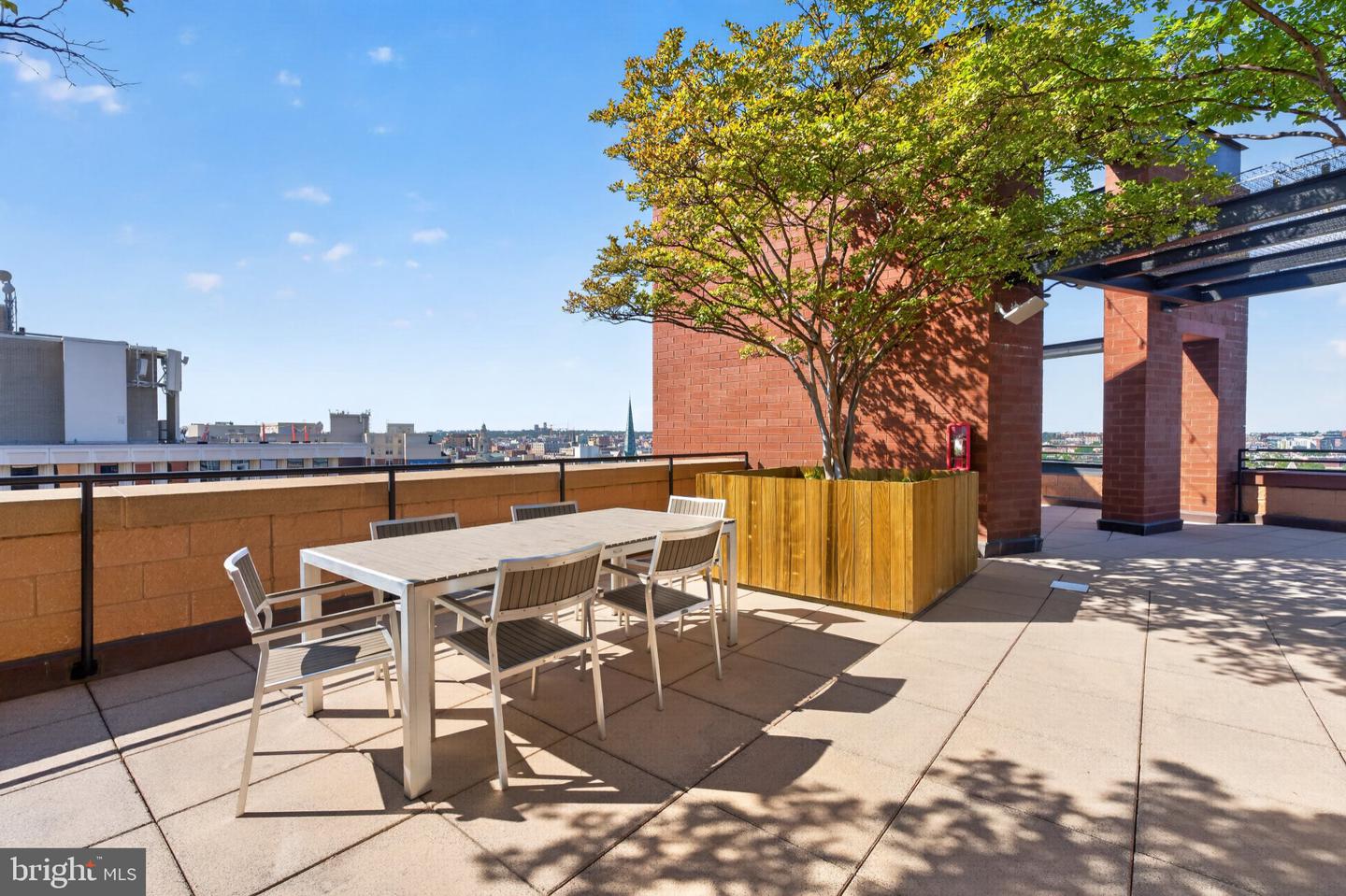 1010 Massachusetts Ave Nw #602 Property Photo 35