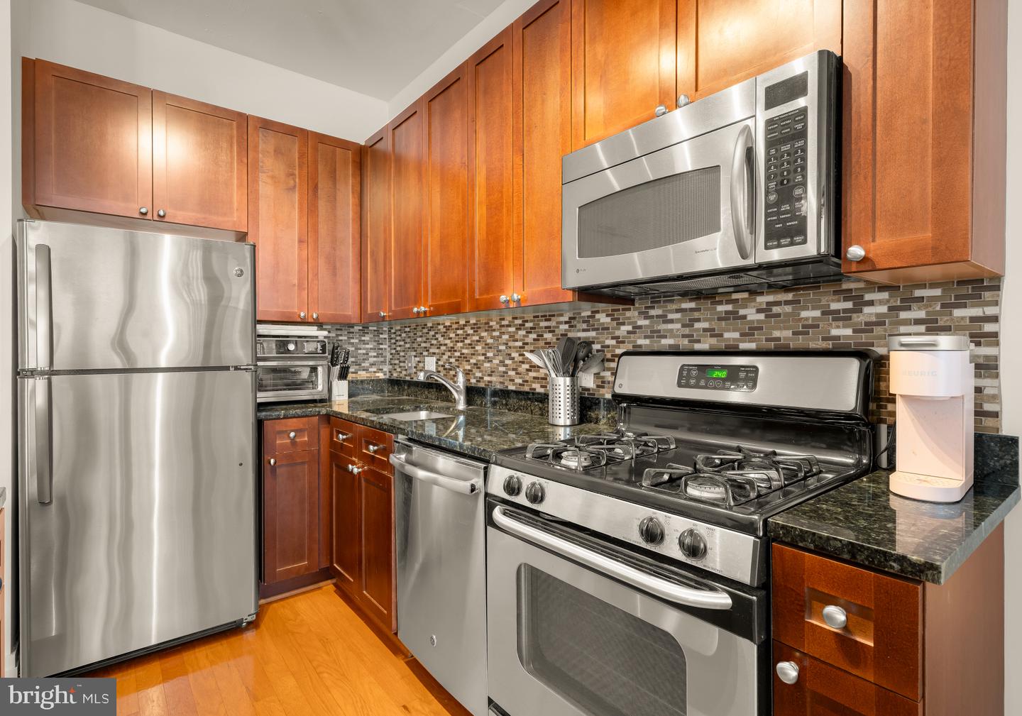 2120 Vermont Ave Nw #312 Property Photo 8