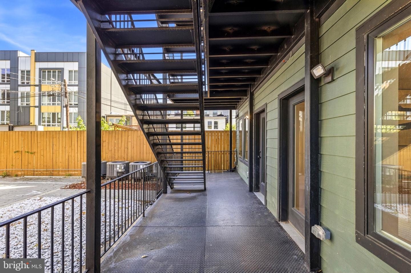 1013 17th Pl Ne #4 Property Photo 31