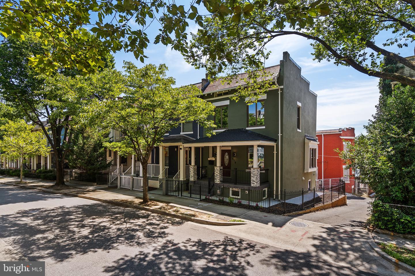 518 COLUMBIA RD NW