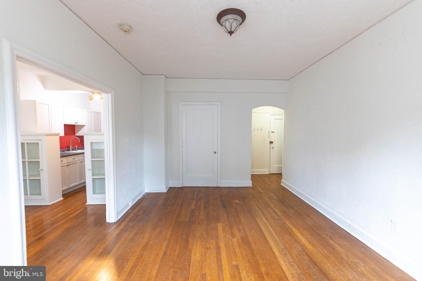 2032 Belmont Rd Nw #221 Property Photo 13