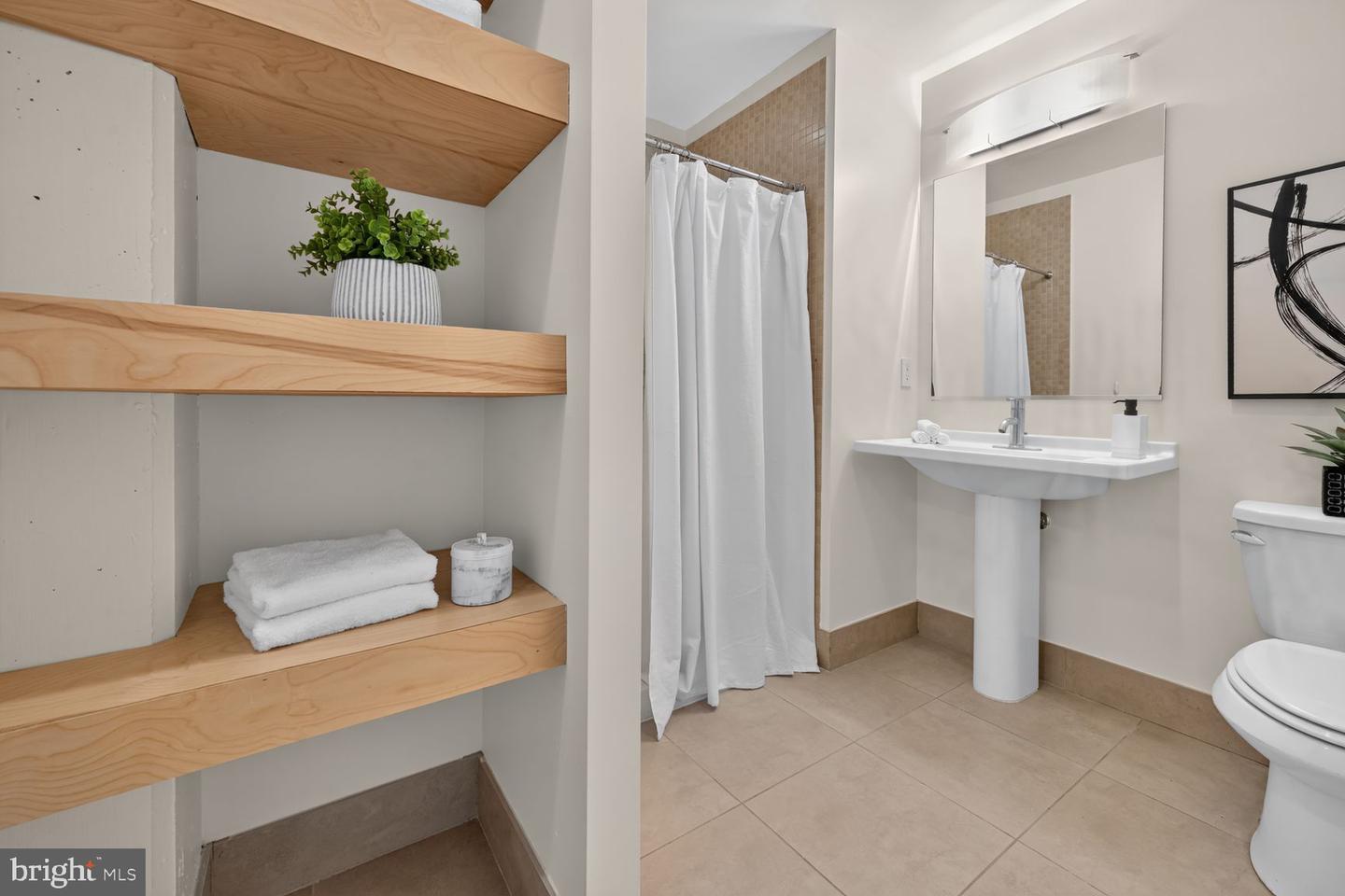 2125 14th St Nw #409 Property Photo 15