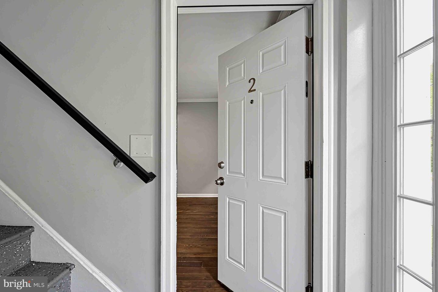 257 Newcomb St Se #2 Property Photo 5
