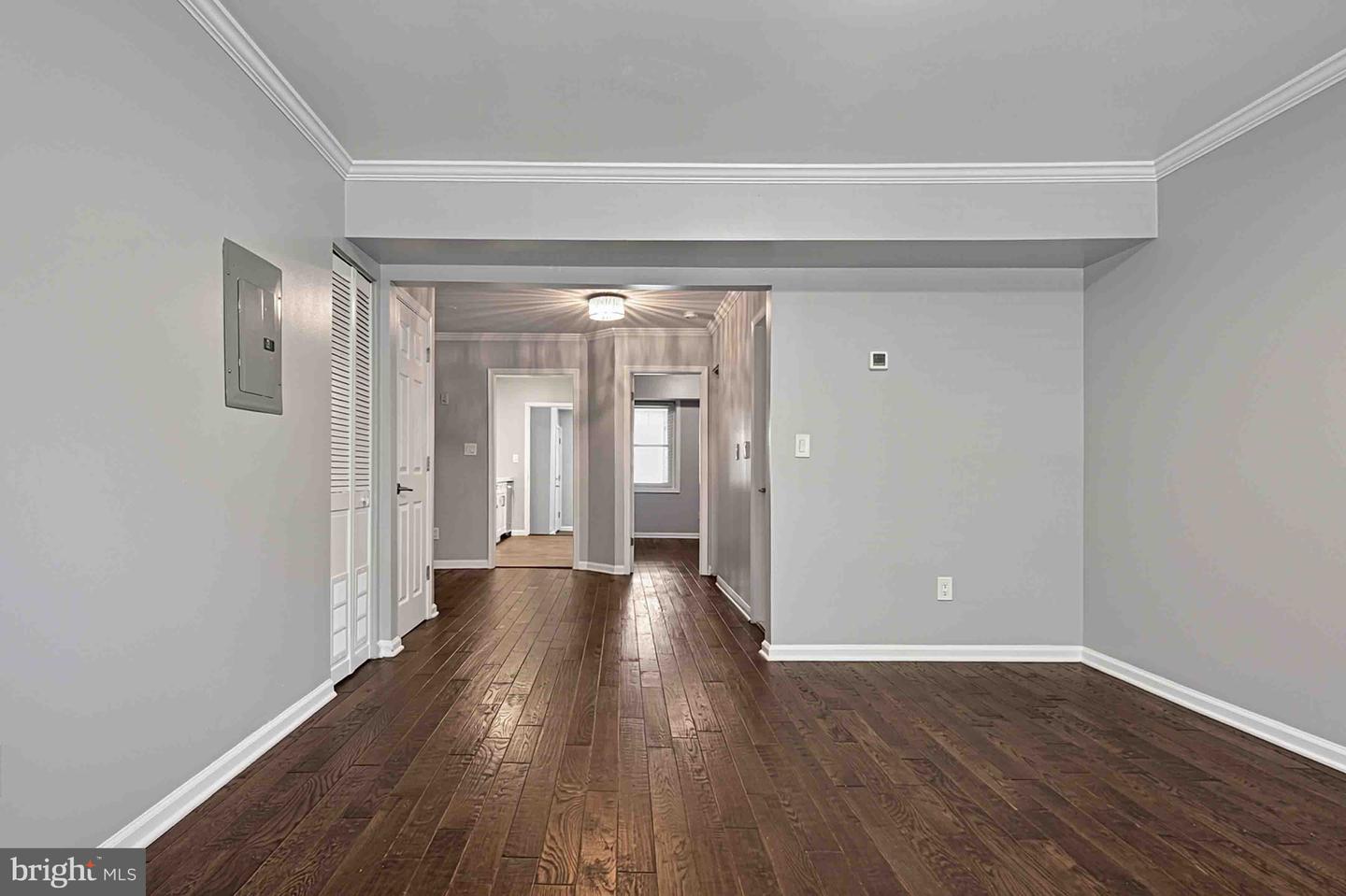 257 Newcomb St Se #2 Property Photo 9