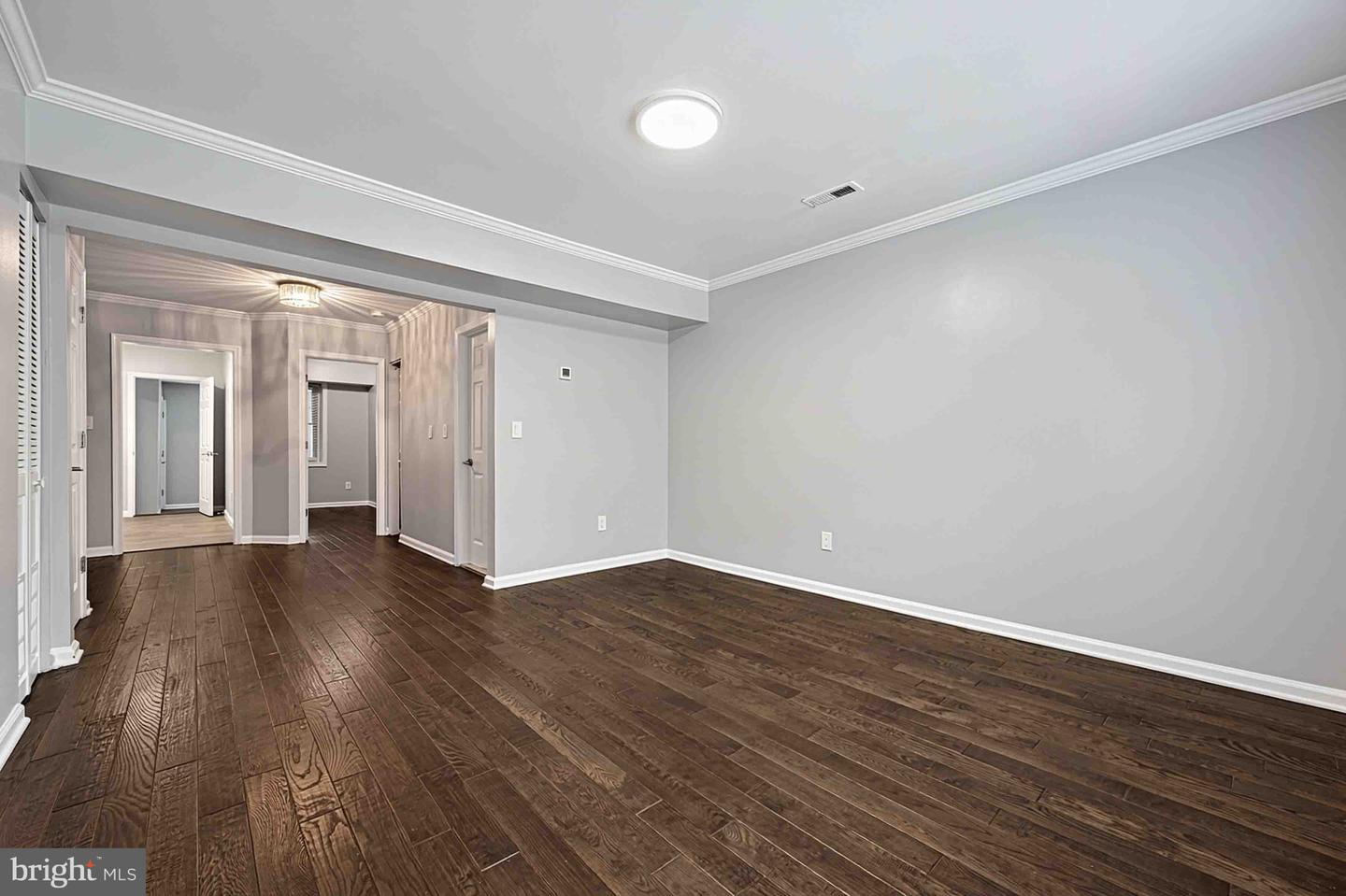 257 Newcomb St Se #2 Property Photo 10