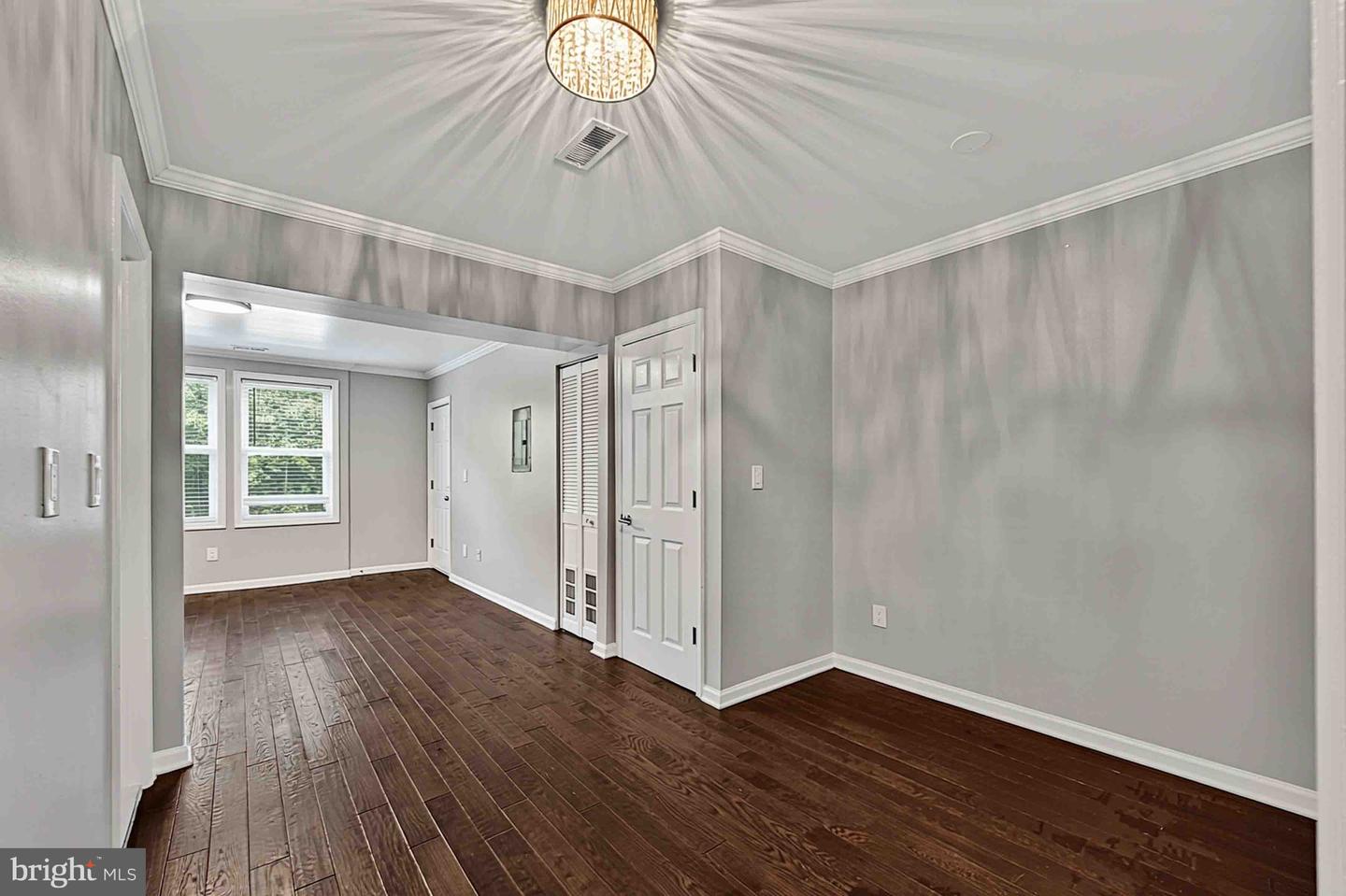 257 Newcomb St Se #2 Property Photo 13