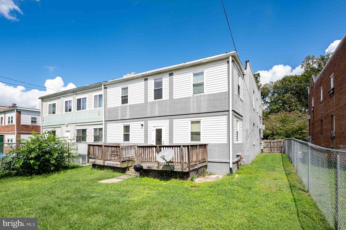 257 Newcomb St Se #2 Property Photo 35
