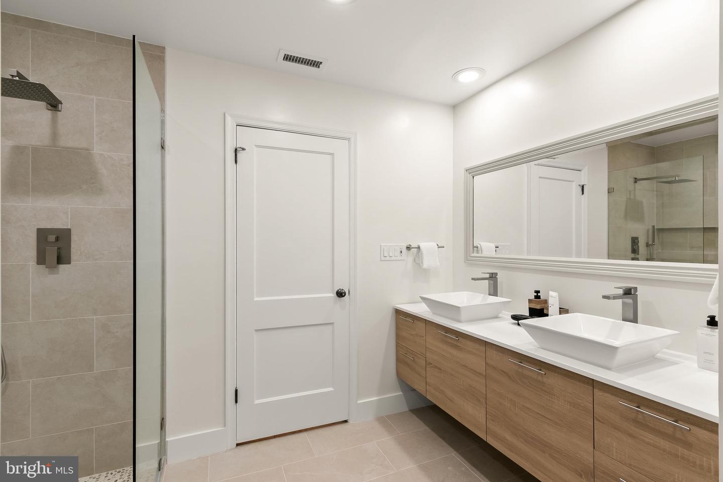 5193 Watson St Nw Property Photo 22