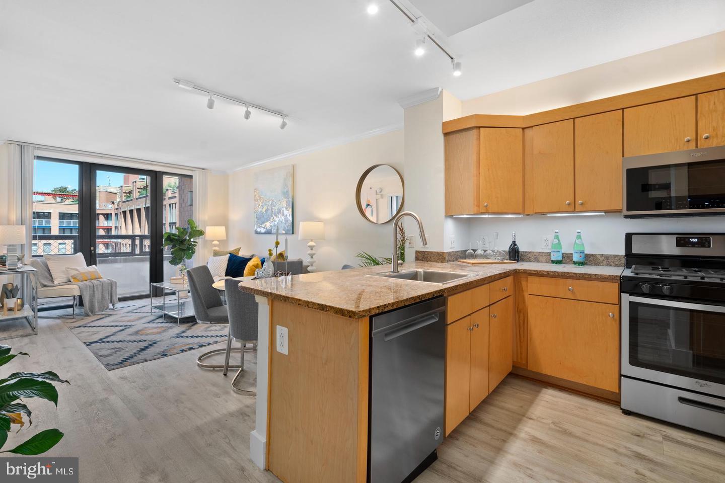 631 D St Nw #1136 Property Photo 10