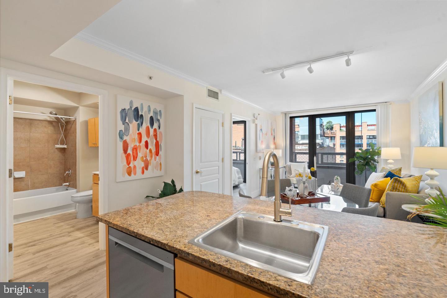 631 D St Nw #1136 Property Photo 16