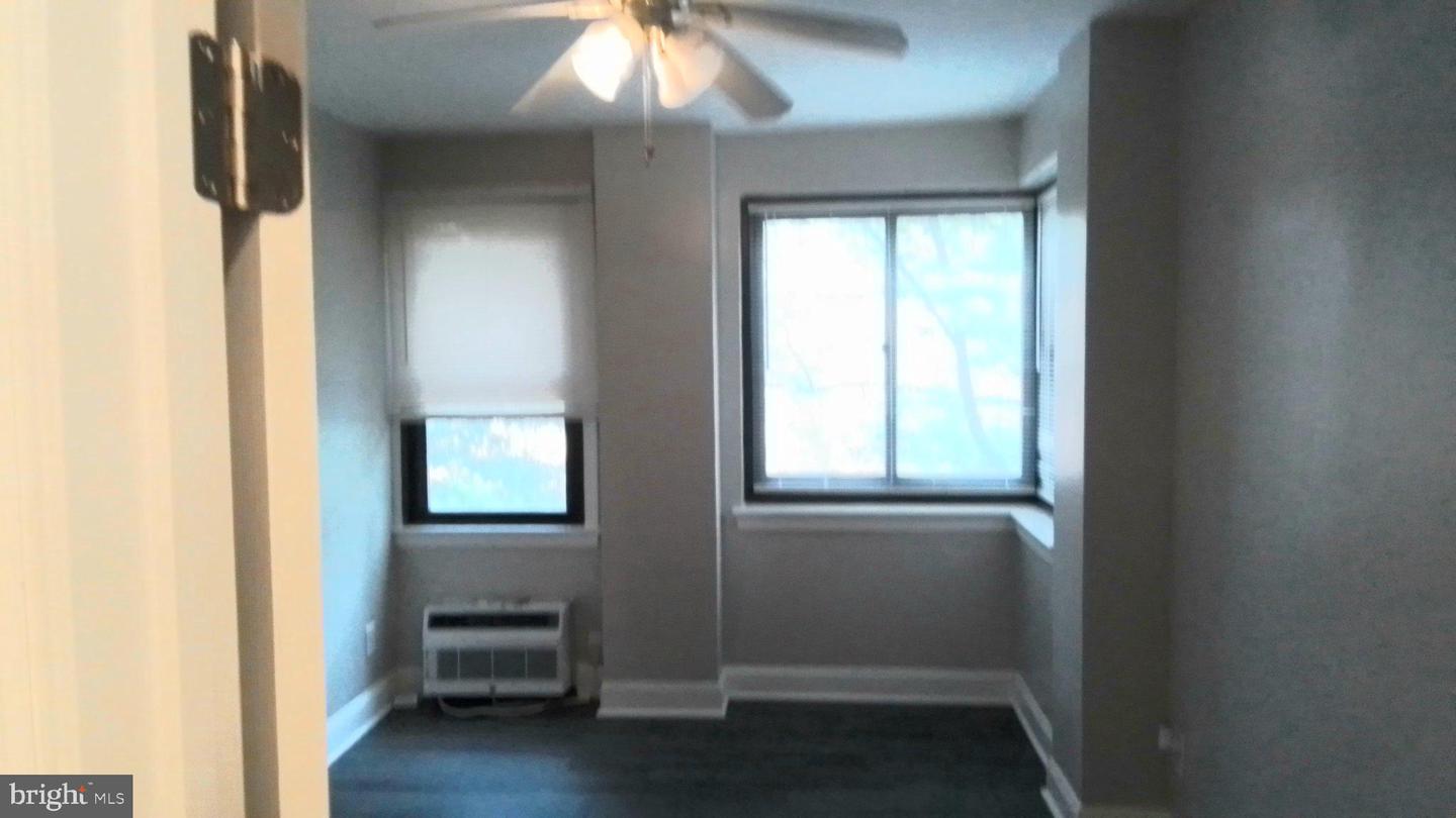 1010 25th St Nw #301 Property Photo 27