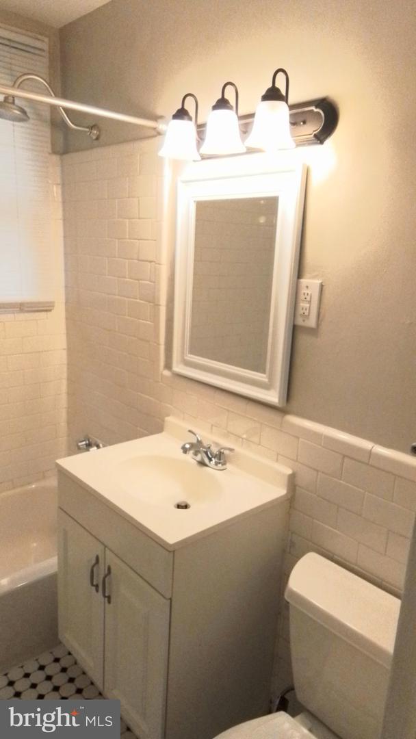 1010 25th St Nw #301 Property Photo 35