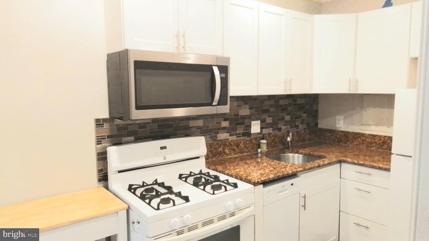 1010 25th St Nw #301 Property Photo 43