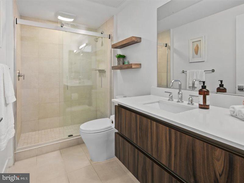 37 L St Se #706 Property Photo 7