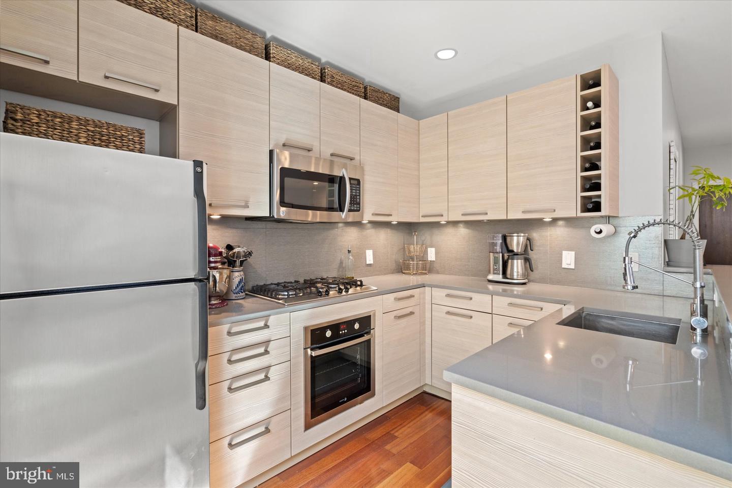 1436 OGDEN ST NW #3 Property Photo 1