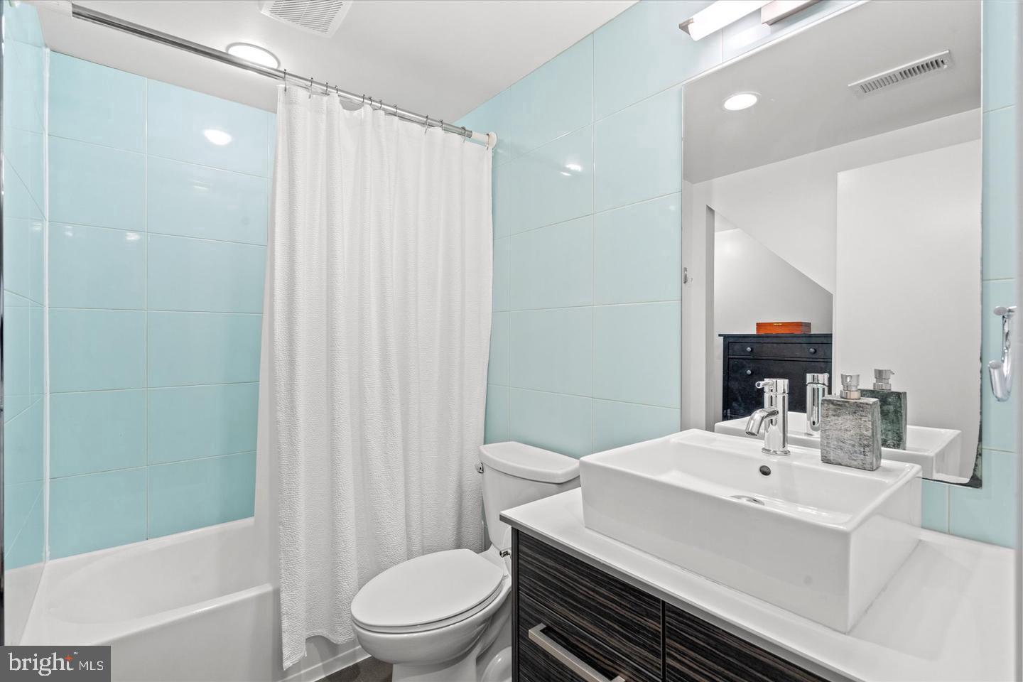 1436 Ogden St Nw #3 Property Photo 17