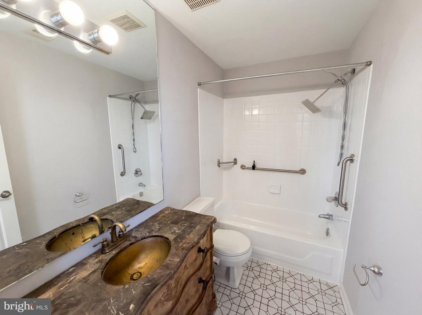 724 13th St Ne Property Photo 14
