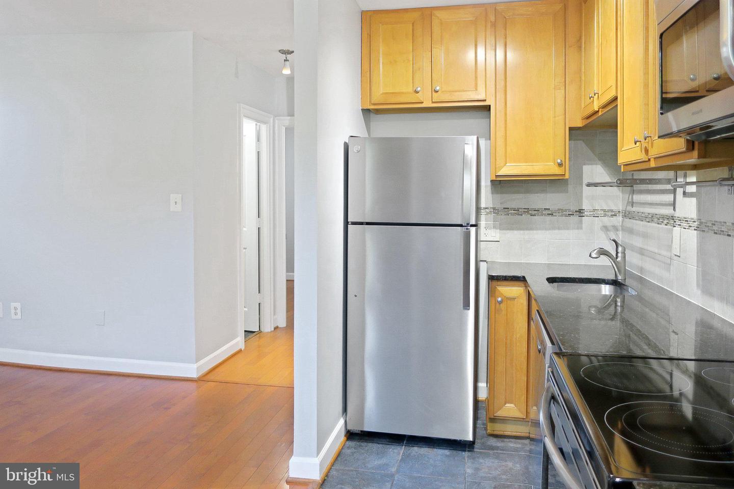 1815 A St Se ##101 Property Photo 4