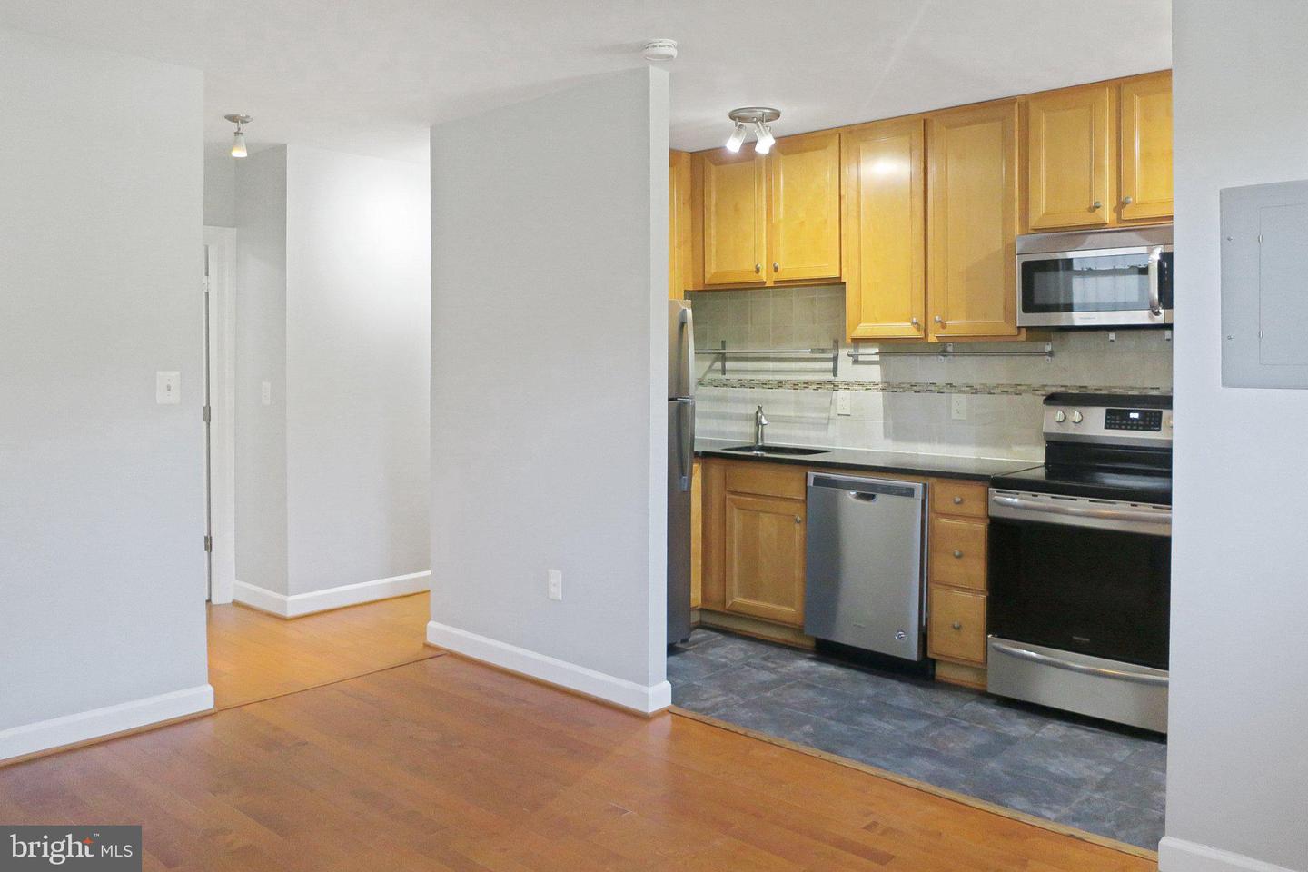 1815 A St Se ##101 Property Photo 8