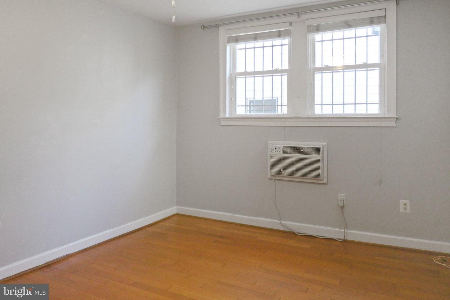 1815 A St Se ##101 Property Photo 14