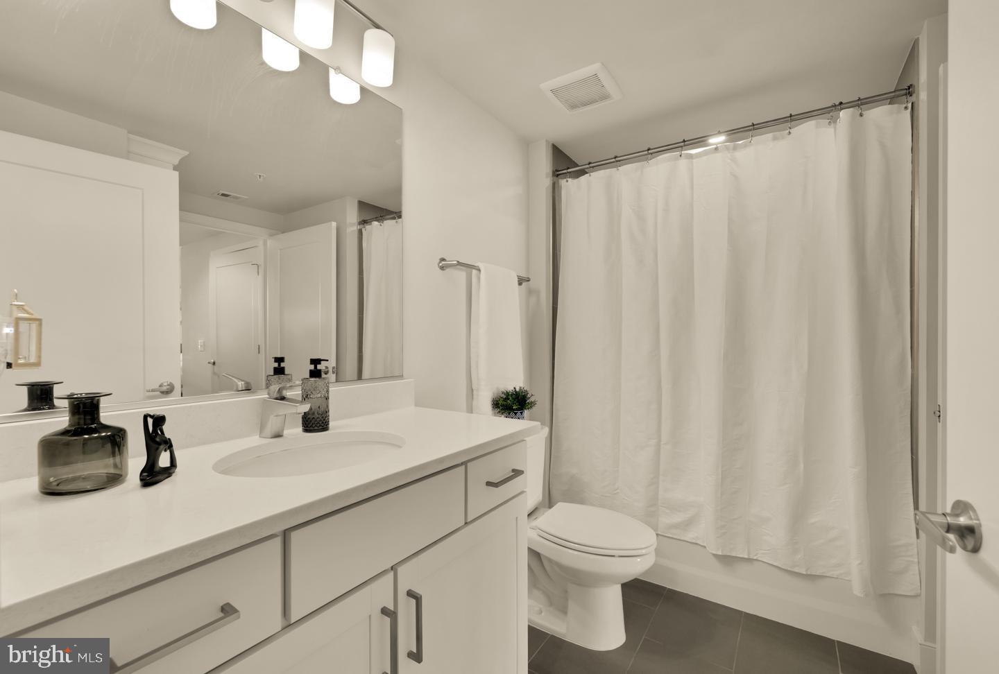 50 Florida Ave Ne #412 Property Photo 14