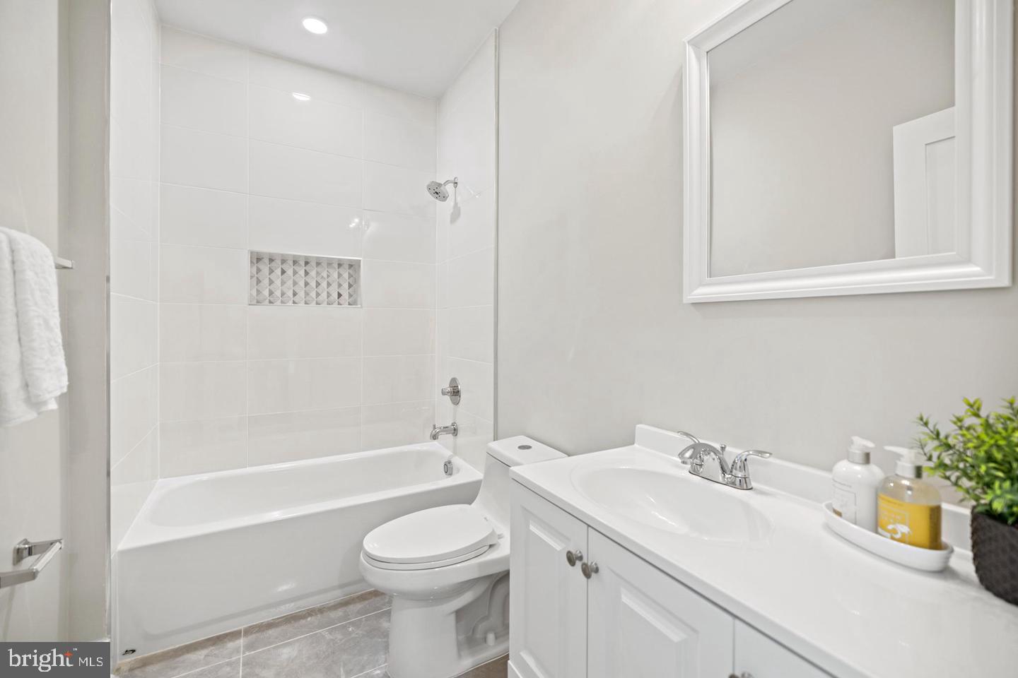 824 18th St Ne #3 Property Photo 14