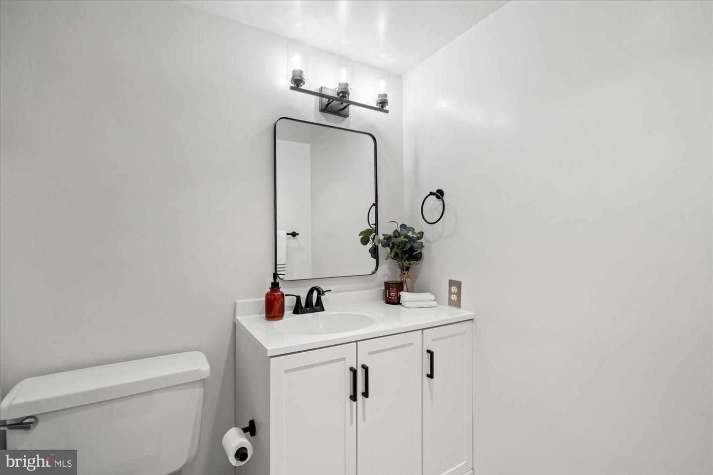 3001 Veazey Ter Nw #104 Property Photo 15