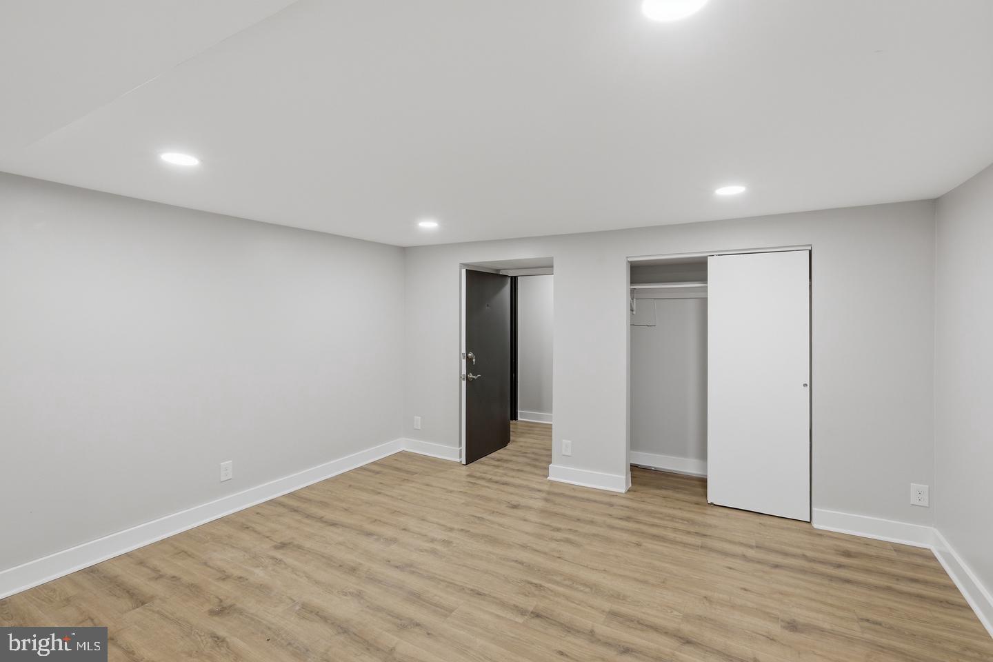 DCDC2282792 Property Photo 8