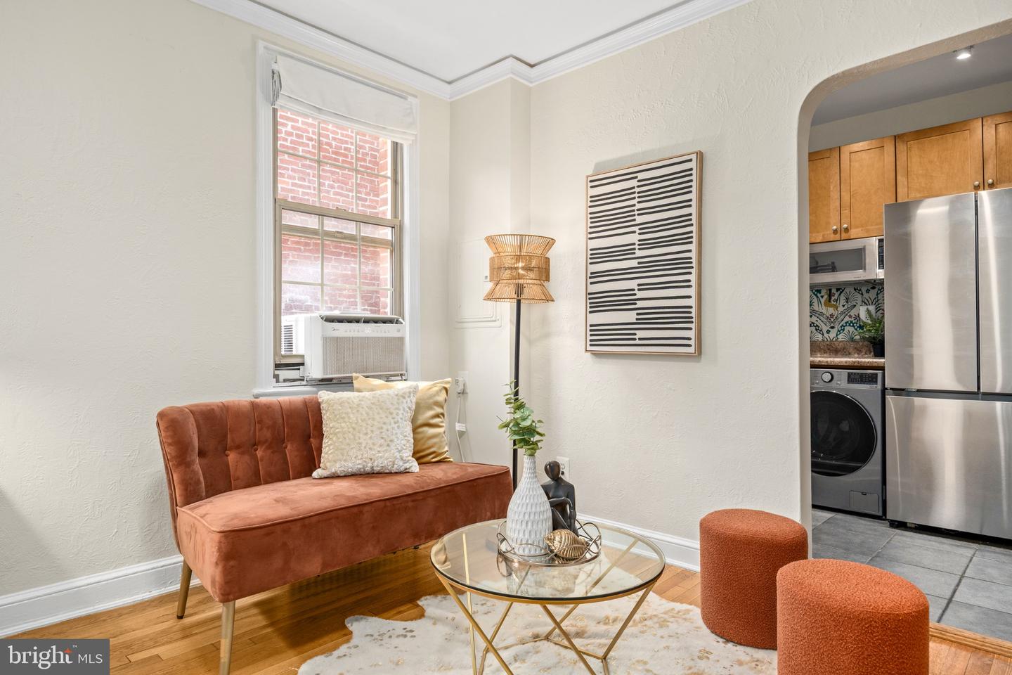 1439 Euclid St Nw #204 Property Photo 3