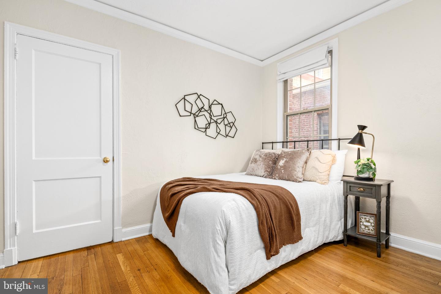 1439 Euclid St Nw #204 Property Photo 7