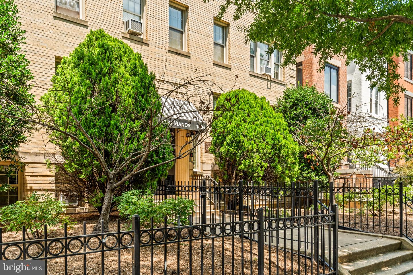 1439 Euclid St Nw #204 Property Photo 15