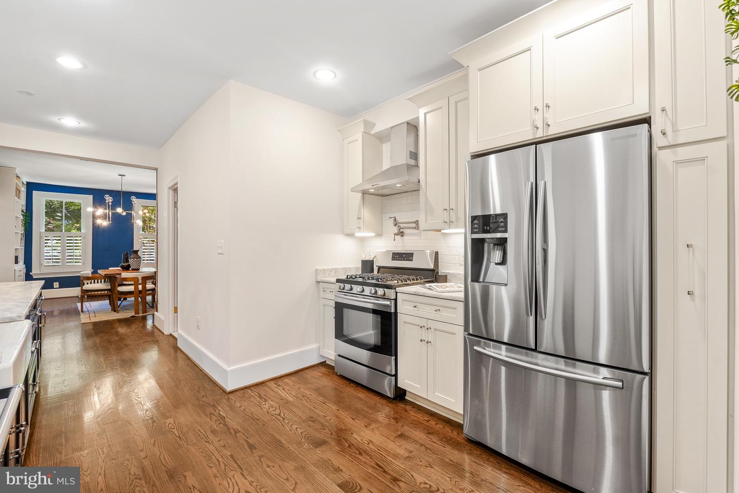 12 5th St Ne Property Photo 16