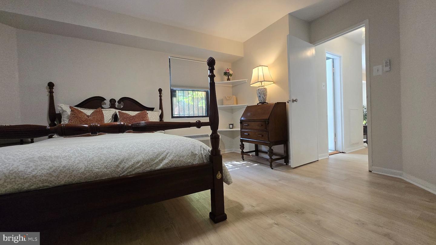 1801 Clydesdale Pl Nw #201 Property Photo 14