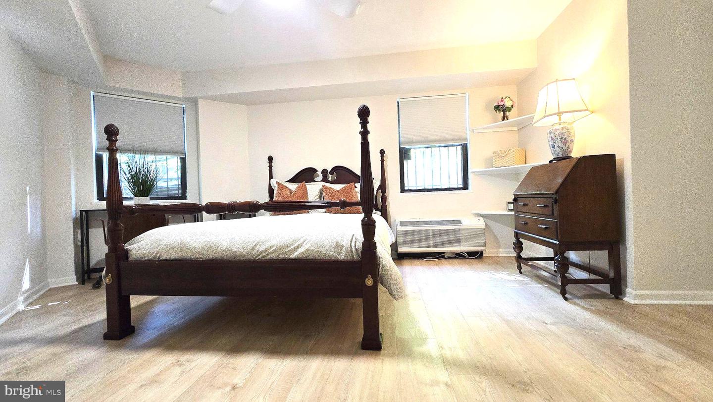 1801 Clydesdale Pl Nw #201 Property Photo 14